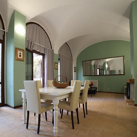 Ht Castello Di Campolongo Aparthotel Valfabbrica Buitenkant foto