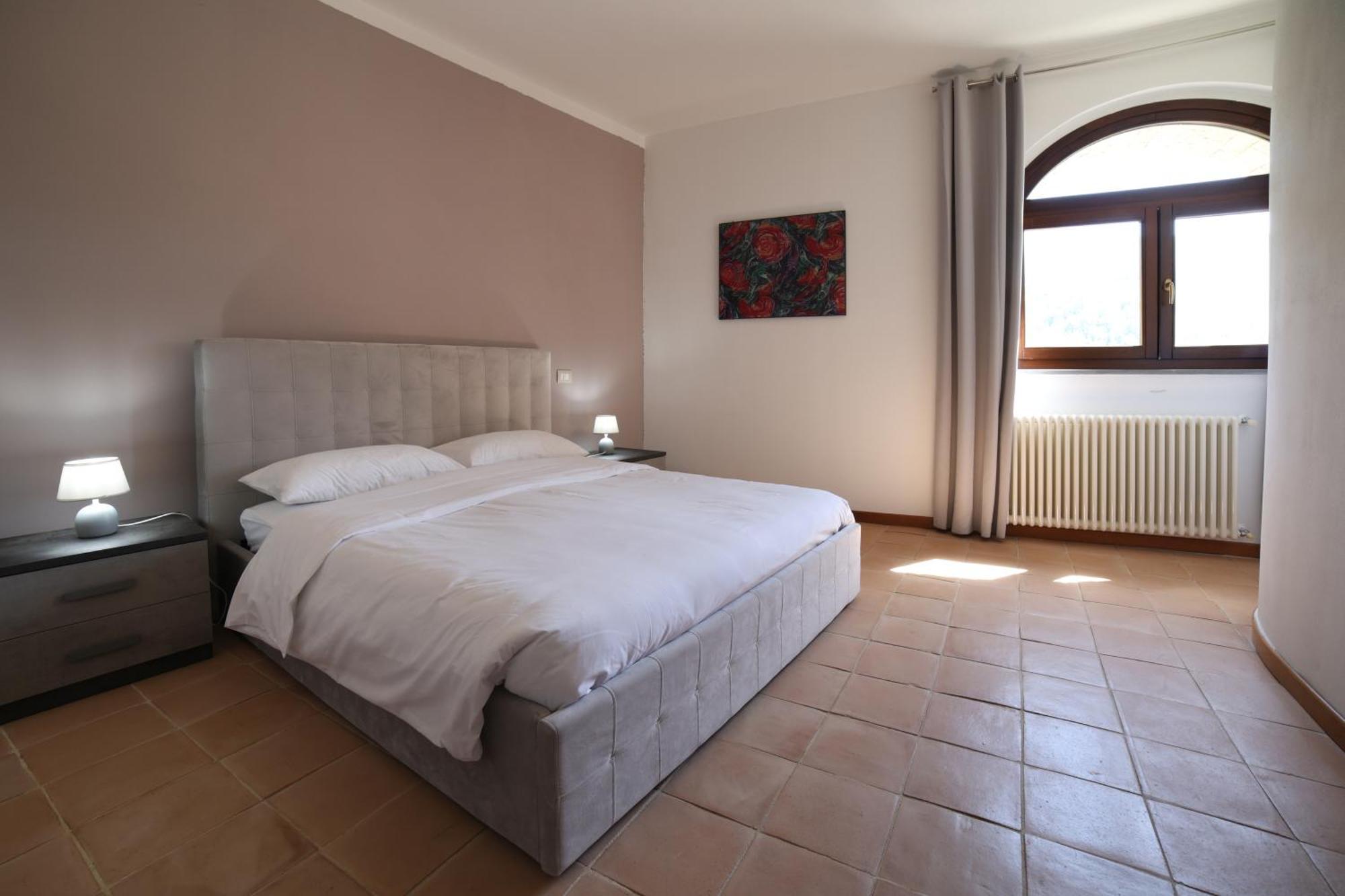 Ht Castello Di Campolongo Aparthotel Valfabbrica Buitenkant foto