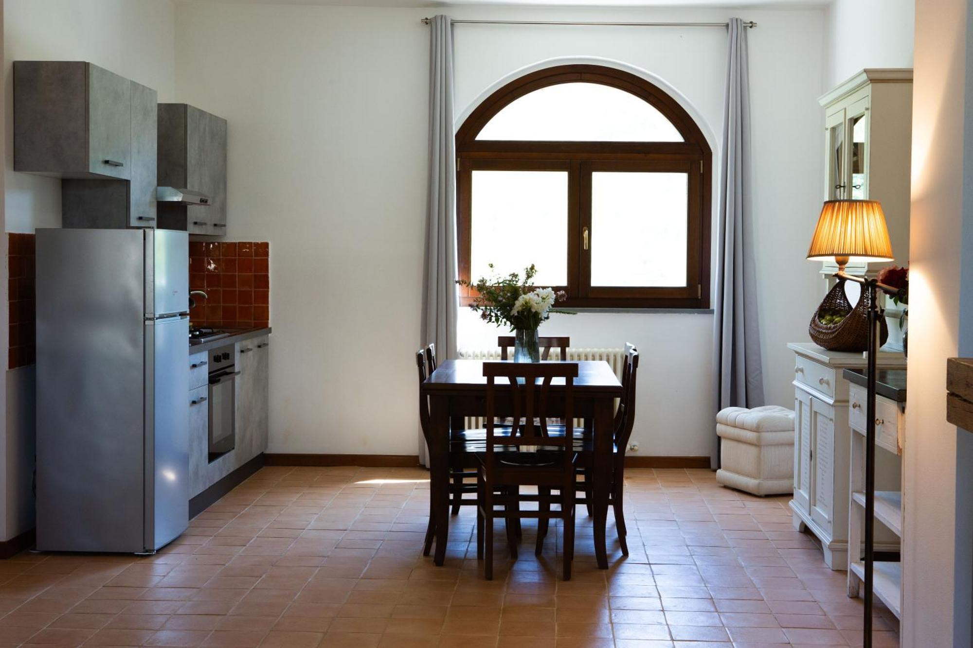 Ht Castello Di Campolongo Aparthotel Valfabbrica Buitenkant foto