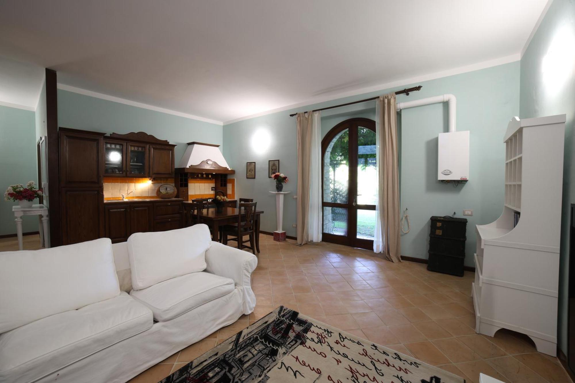 Ht Castello Di Campolongo Aparthotel Valfabbrica Buitenkant foto