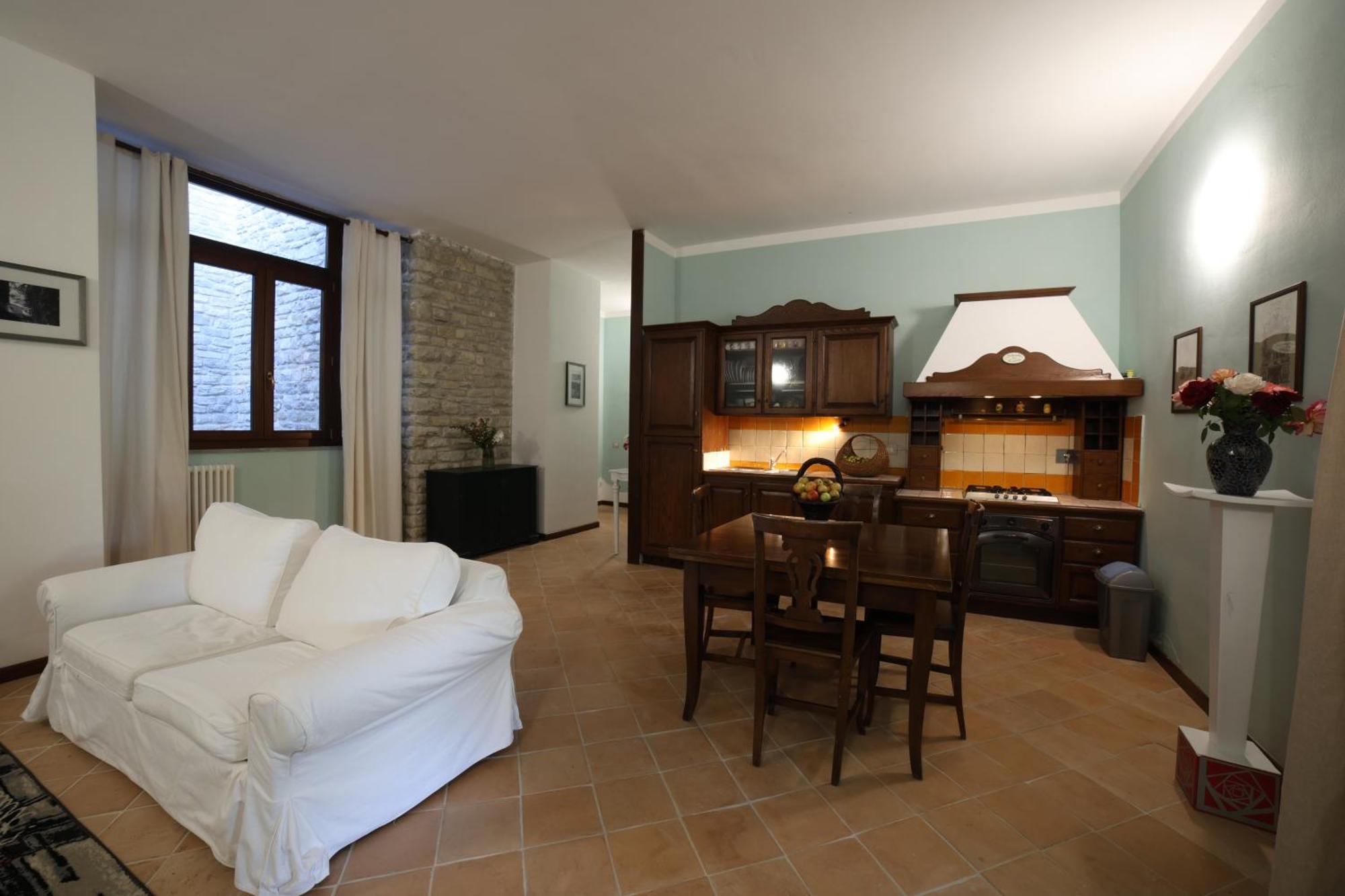 Ht Castello Di Campolongo Aparthotel Valfabbrica Buitenkant foto