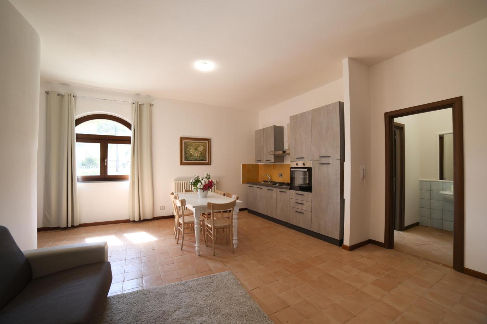 Ht Castello Di Campolongo Aparthotel Valfabbrica Buitenkant foto