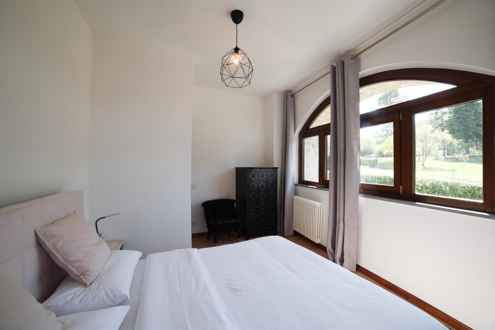 Ht Castello Di Campolongo Aparthotel Valfabbrica Buitenkant foto