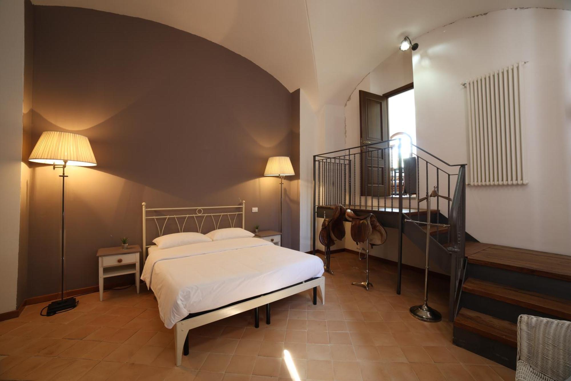 Ht Castello Di Campolongo Aparthotel Valfabbrica Buitenkant foto